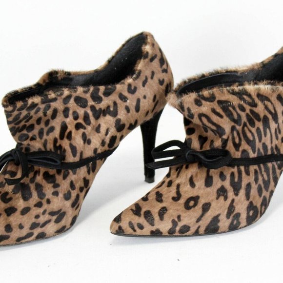 STUART WEITZMAN Leopard Aok Booties Serval Hair Suede Heel Ankle Boots 7.5 - Picture 2 of 7